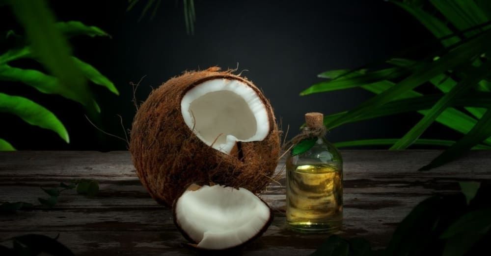 amazing-benefits-of-applying-coconut-oil-on-face-overnight